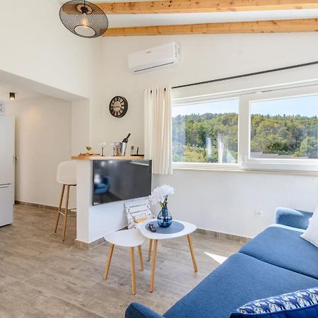 Holiday Home Likva - Sutivan - Island Of Brac מראה חיצוני תמונה