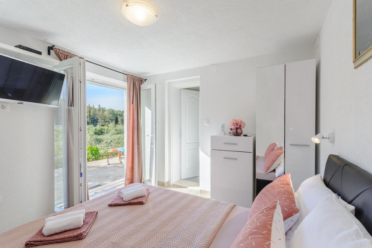 Holiday Home Likva - Sutivan - Island Of Brac מראה חיצוני תמונה