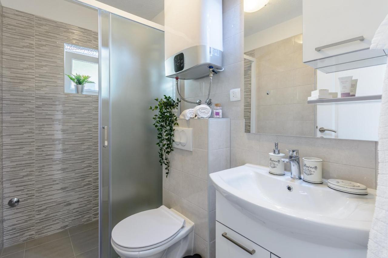 Holiday Home Likva - Sutivan - Island Of Brac מראה חיצוני תמונה